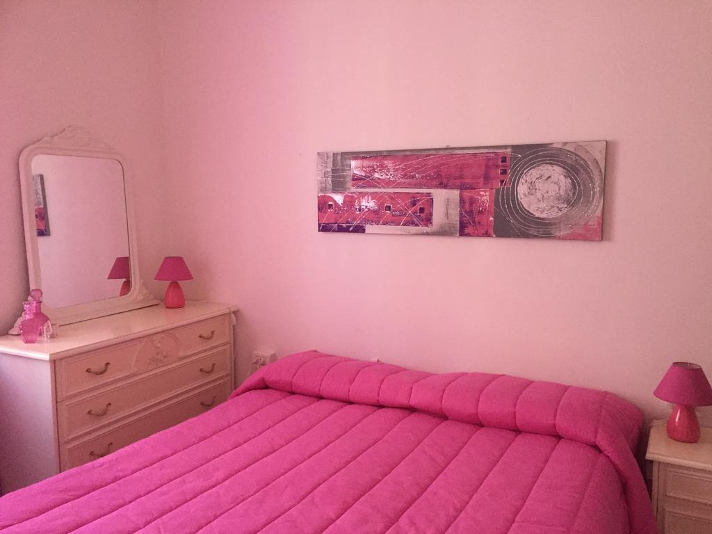 Bed and Breakfast L'Aurora Viola Carbonia Pokoj fotografie