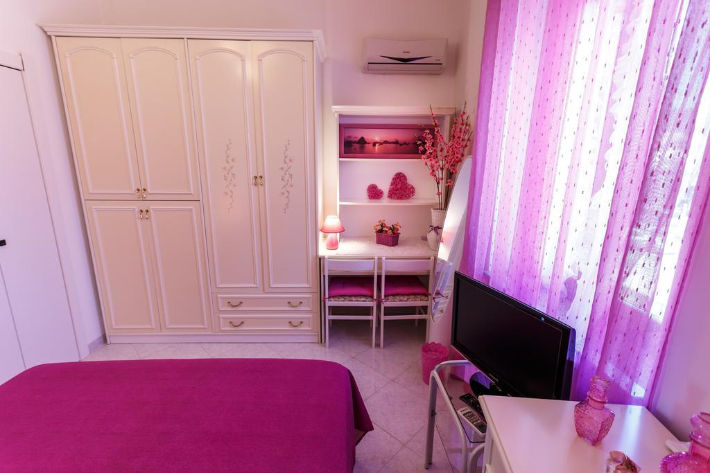 Bed and Breakfast L'Aurora Viola Carbonia Exteriér fotografie
