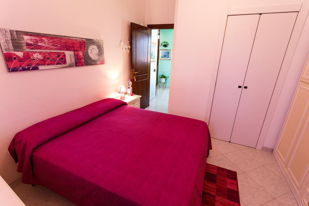 Bed and Breakfast L'Aurora Viola Carbonia Exteriér fotografie