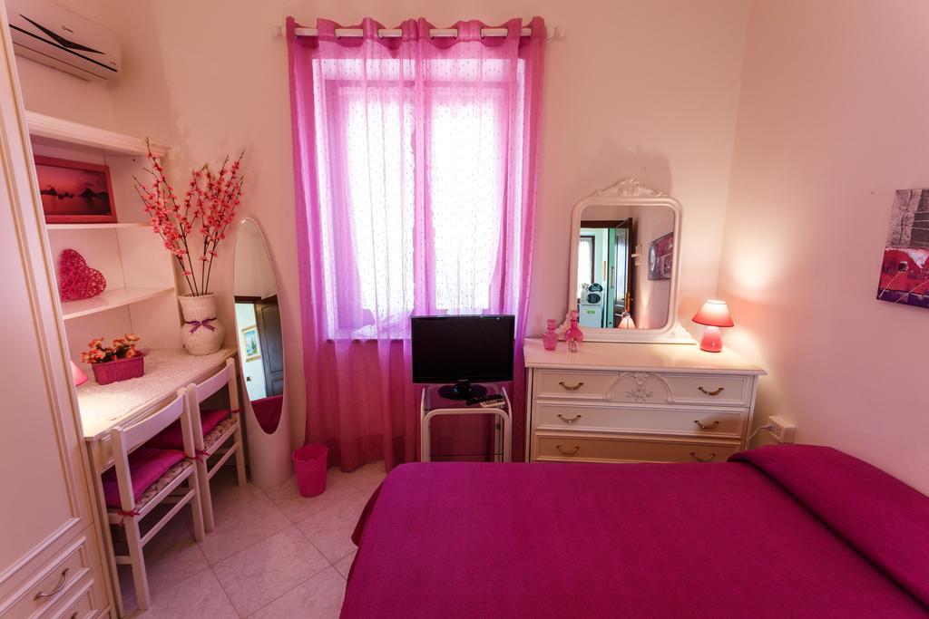 Bed and Breakfast L'Aurora Viola Carbonia Exteriér fotografie